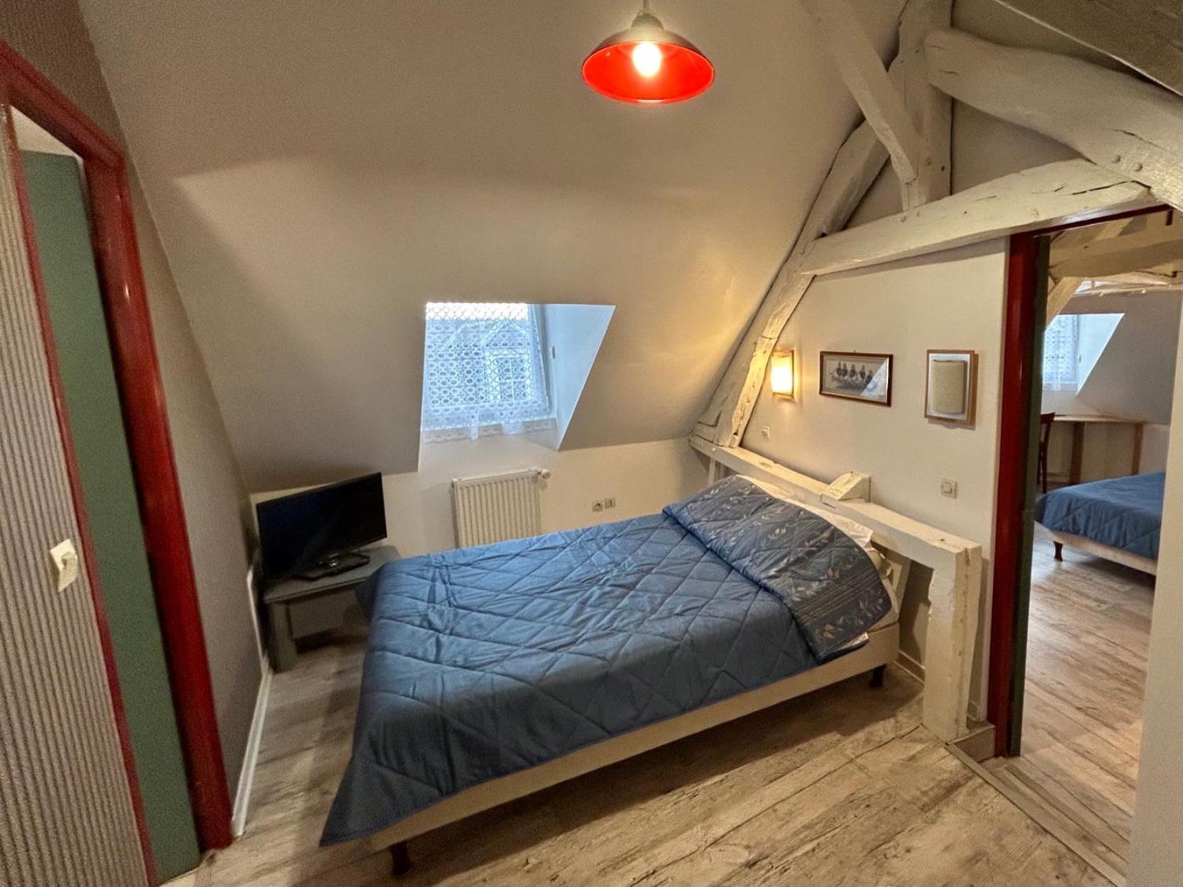 chambres d'hotes du colvert Forges-les-Eaux Exterior foto